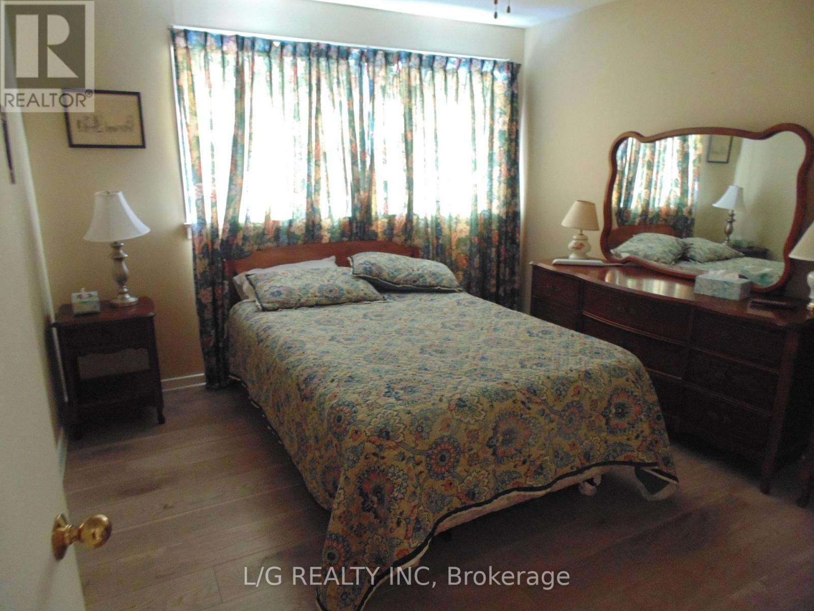 4 Brookview Crescent, Brockville, Ontario  K6V 4P1 - Photo 10 - X12616602