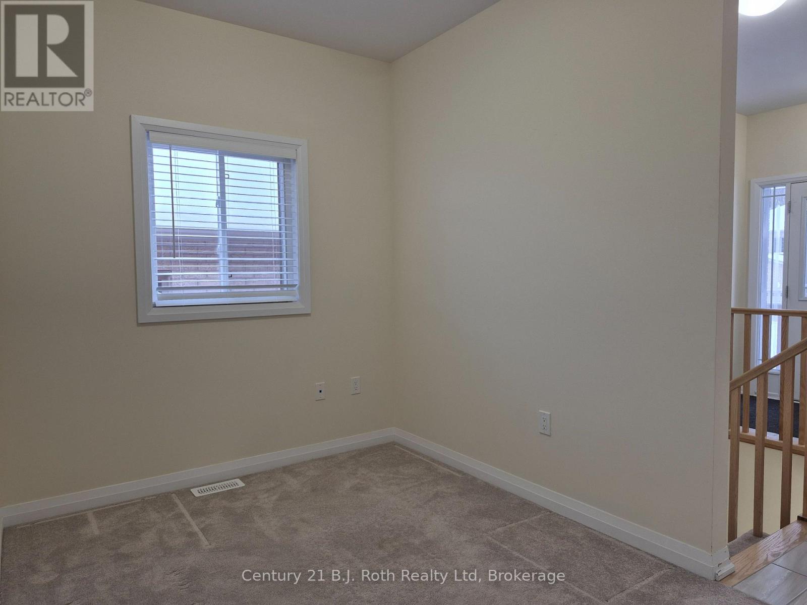 18 Revol Road, Penetanguishene, Ontario  L9M 0W8 - Photo 12 - S12616482