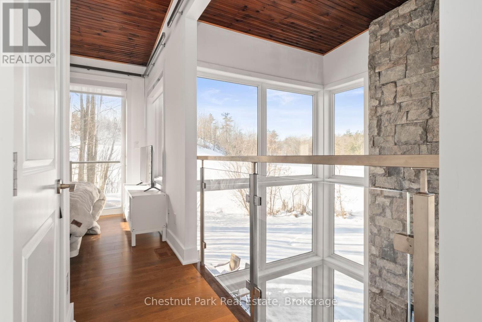 10 Carrick Trail, Gravenhurst, Ontario  P1P 0A6 - Photo 20 - X12616596