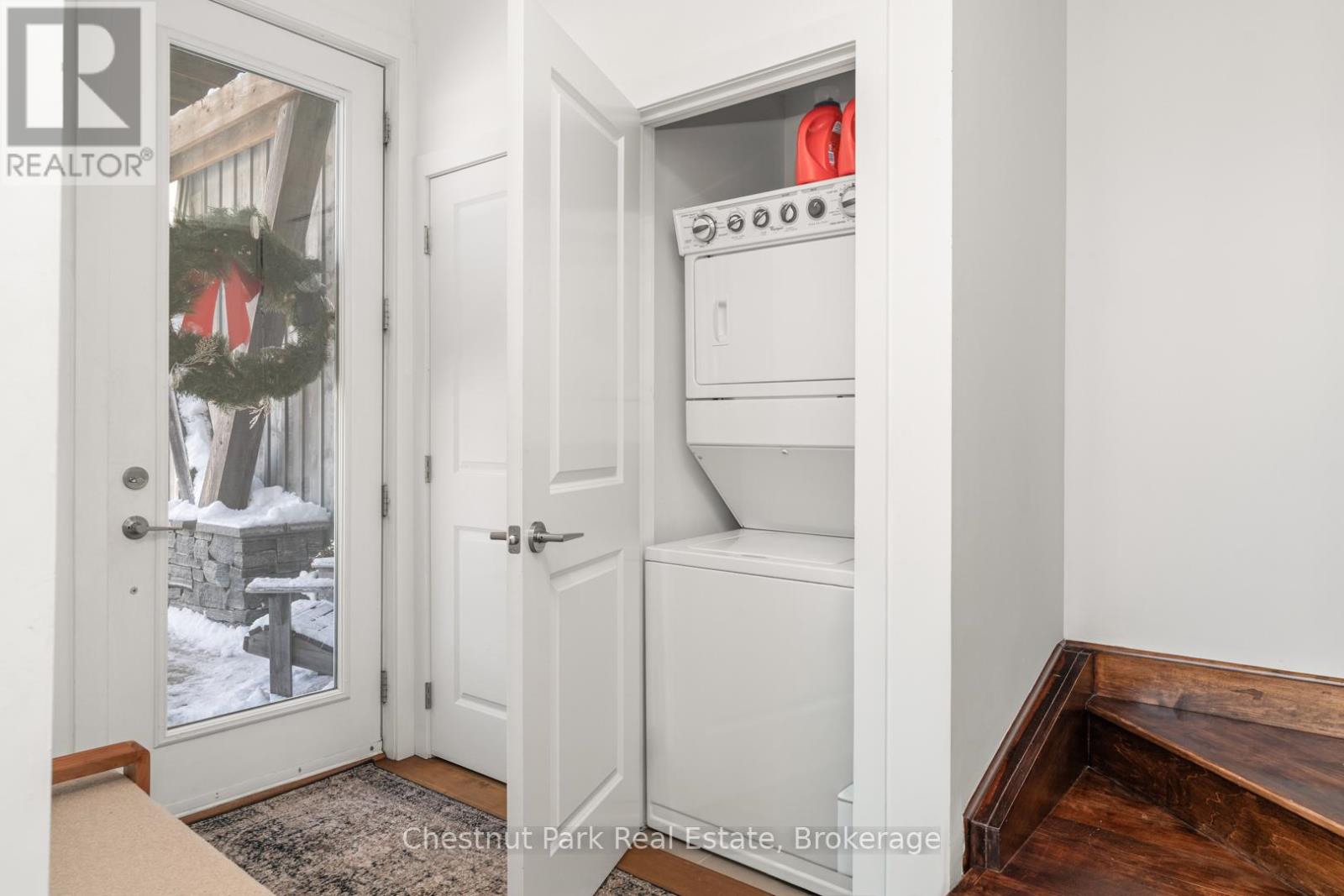 10 Carrick Trail, Gravenhurst, Ontario  P1P 0A6 - Photo 33 - X12616596