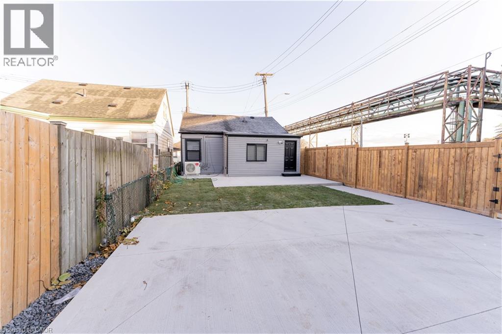 252 Grenfell Street, Hamilton, Ontario  L8H 3J9 - Photo 22 - 40790416