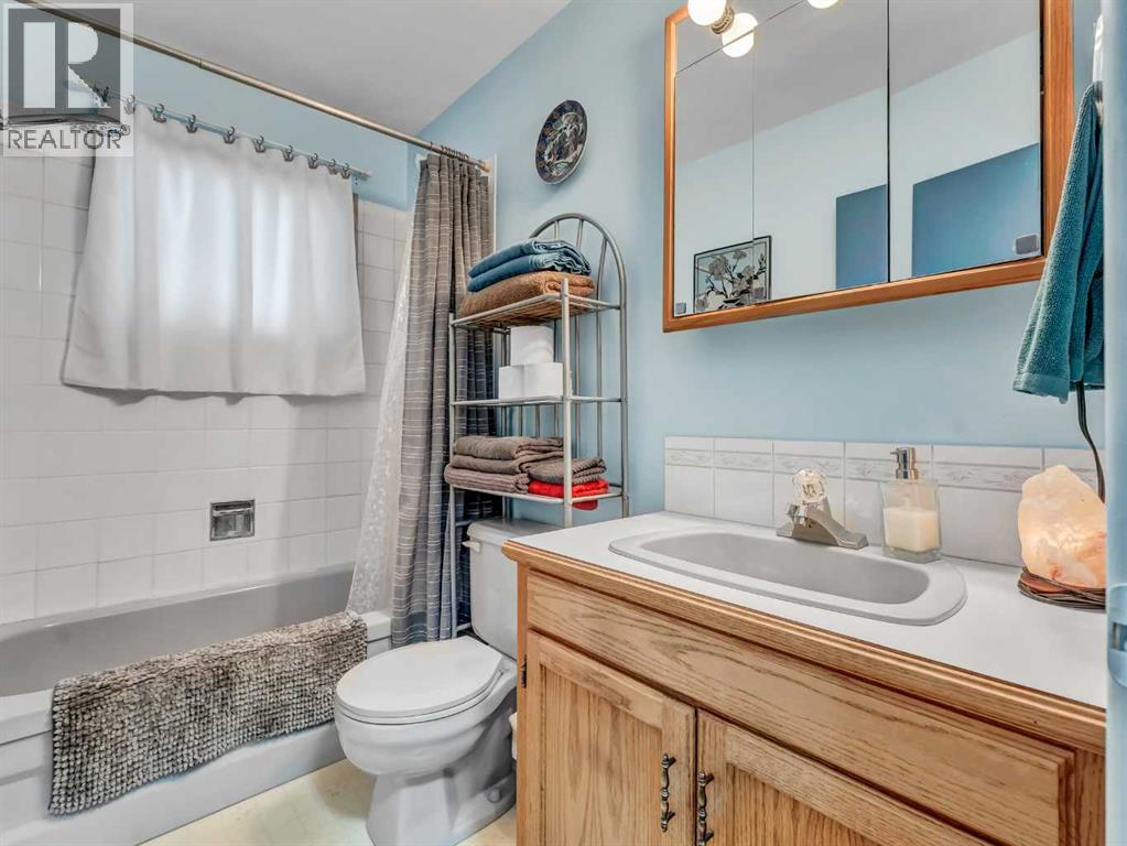 190 Connaught Drive Sw, Medicine Hat, Alberta  T1A 5H6 - Photo 26 - A2273757