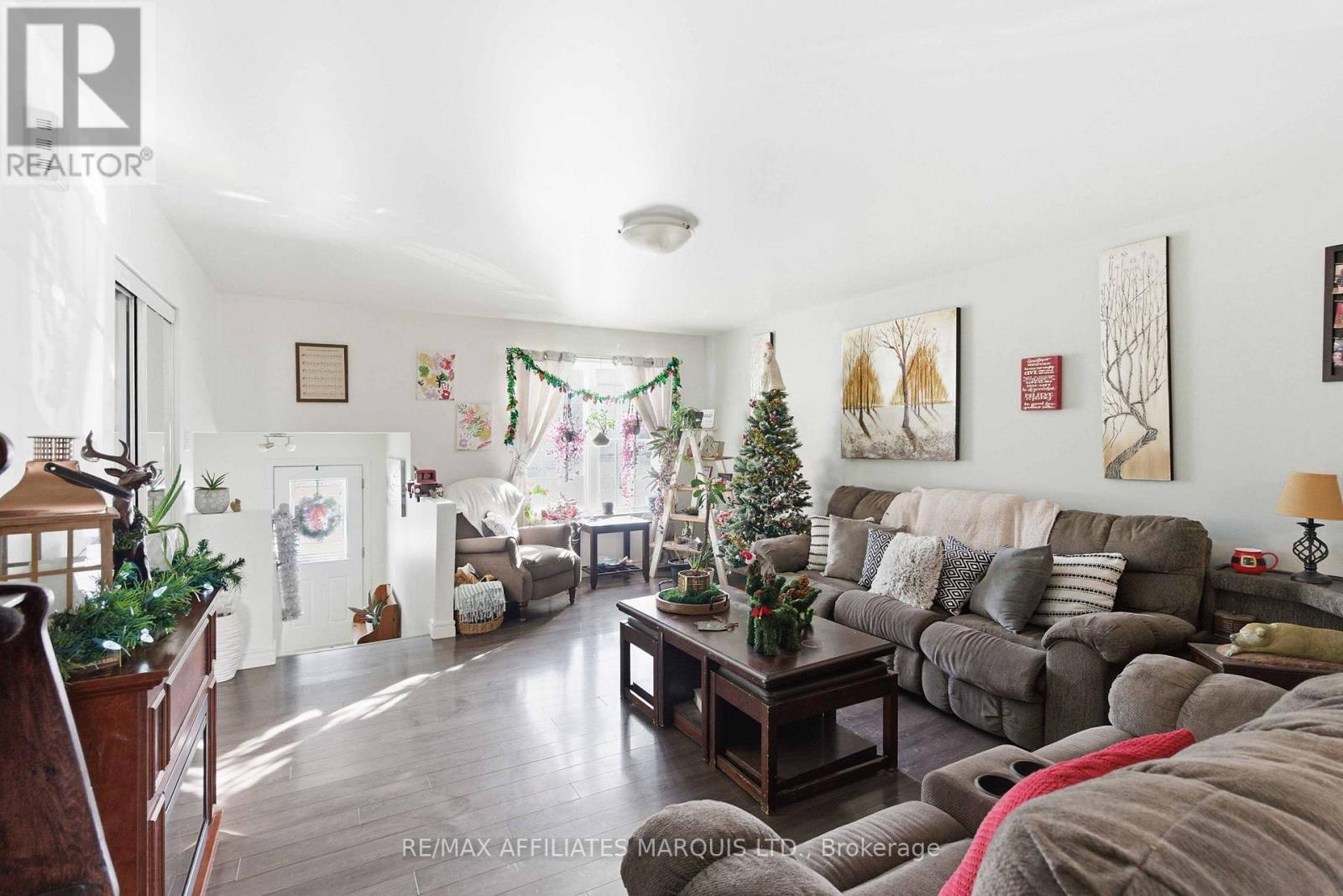 109 French Avenue, South Stormont, Ontario  K0C 1P0 - Photo 4 - X12616578