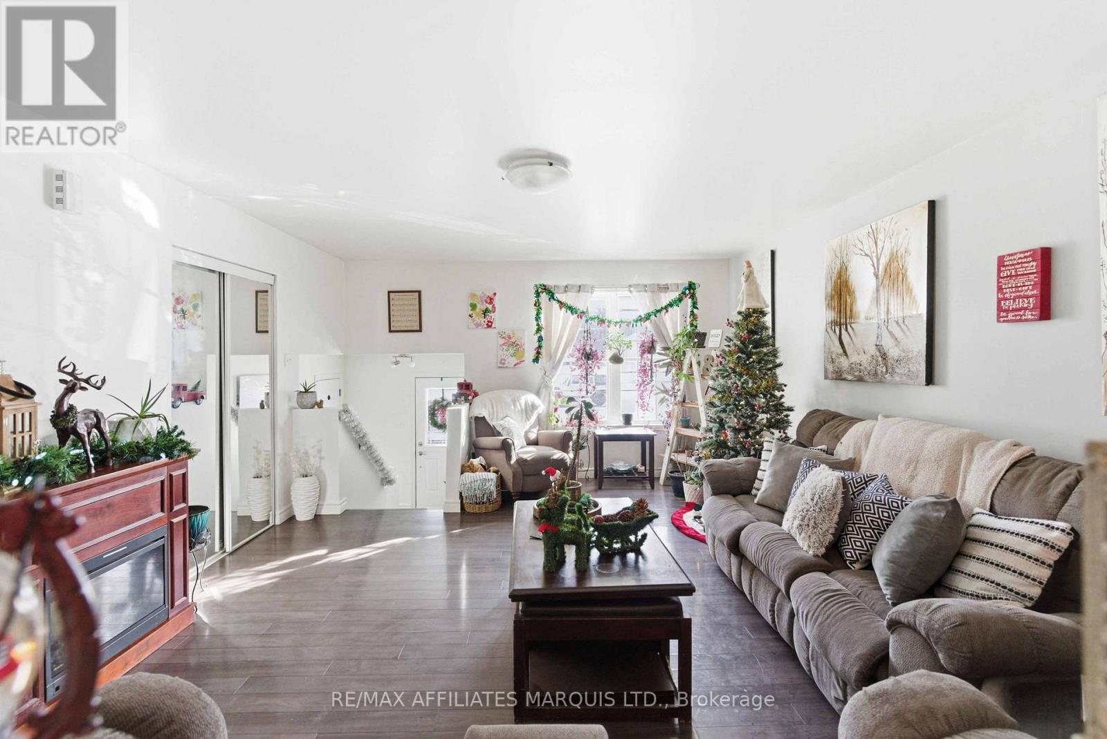 109 French Avenue, South Stormont, Ontario  K0C 1P0 - Photo 5 - X12616578