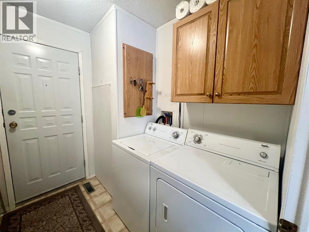 418, 37543 England Way, Rural Red Deer County, Alberta  T2S 2C3 - Photo 10 - A2274485