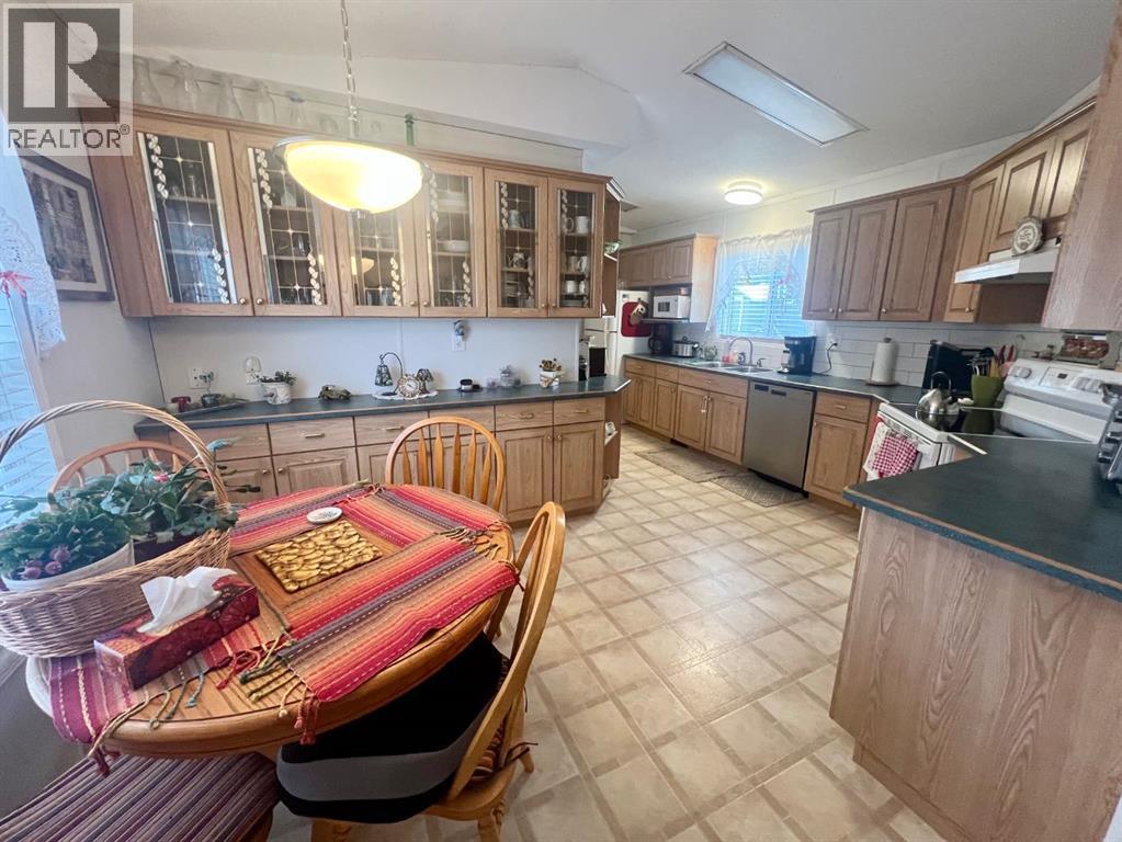 418, 37543 England Way, Rural Red Deer County, Alberta  T2S 2C3 - Photo 9 - A2274485