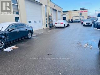 31-32 - 1772 ALBION ROAD, Toronto, Ontario