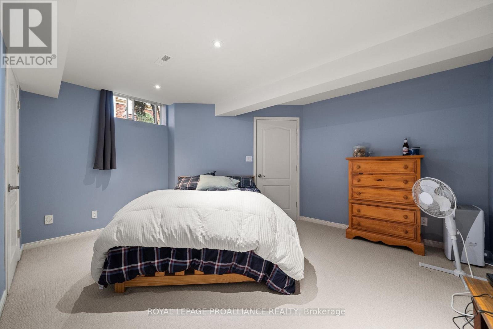 9 Spruce Gardens, Belleville, Ontario  K8N 5W3 - Photo 32 - X12485409