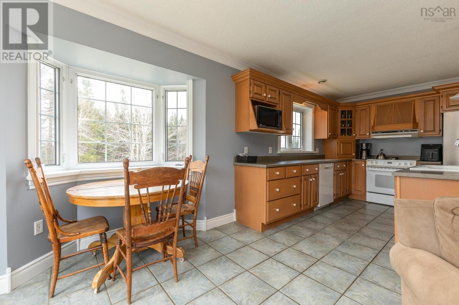 209 Mill Village Road, Shubenacadie, Nova Scotia  B0N 2H0 - Photo 11 - 202509551