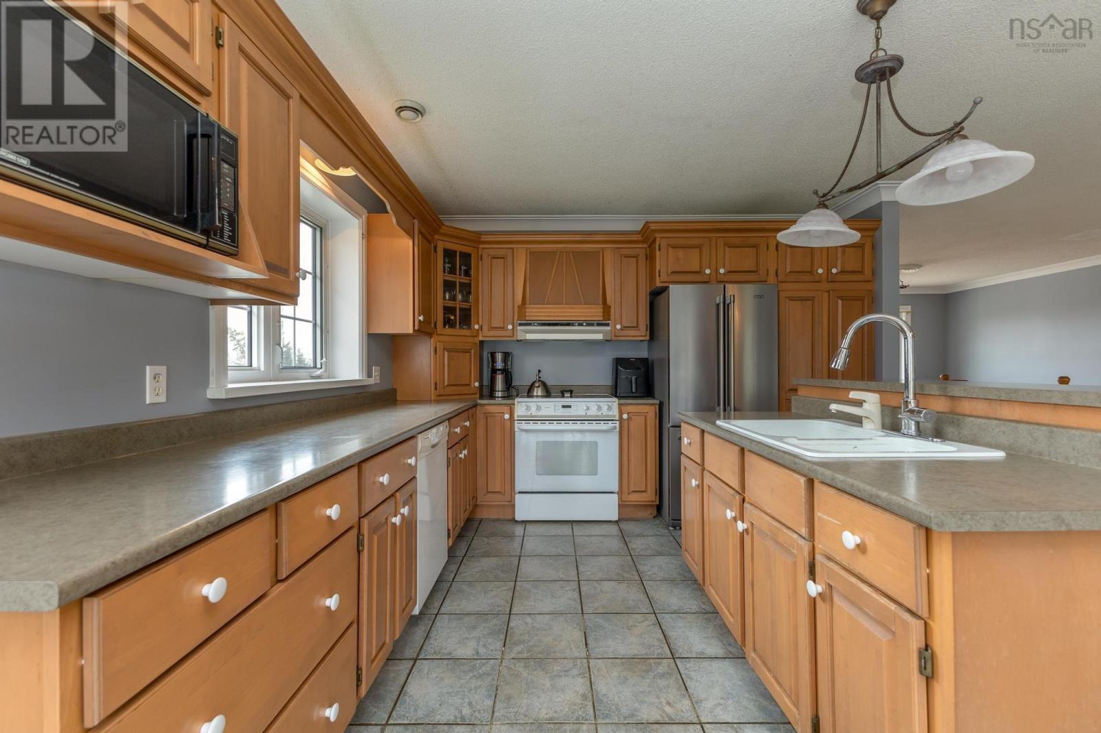 209 Mill Village Road, Shubenacadie, Nova Scotia  B0N 2H0 - Photo 12 - 202509551