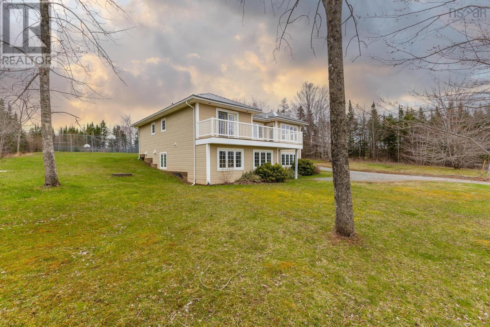 209 Mill Village Road, Shubenacadie, Nova Scotia  B0N 2H0 - Photo 3 - 202509551