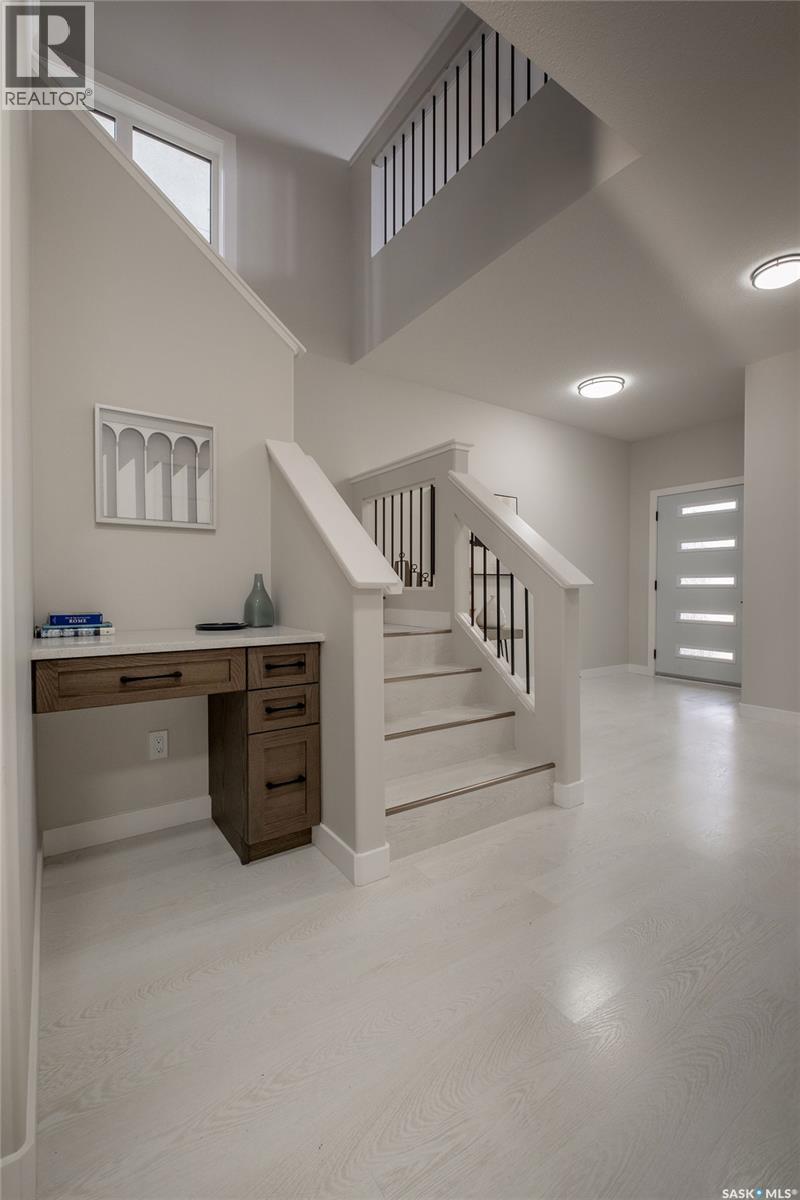 3748 Gee Crescent, Regina, Saskatchewan  S4V 3P1 - Photo 4 - SK025469