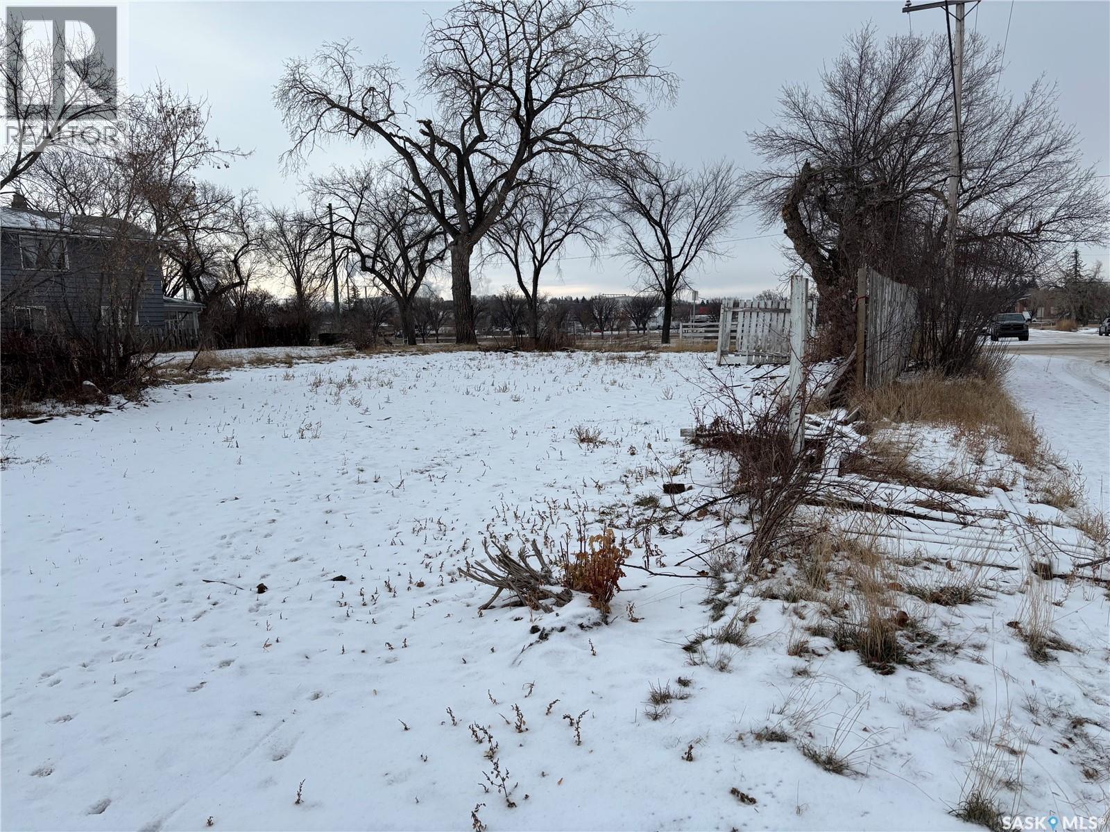 406 Fairford STREET E, Moose Jaw, Saskatchewan