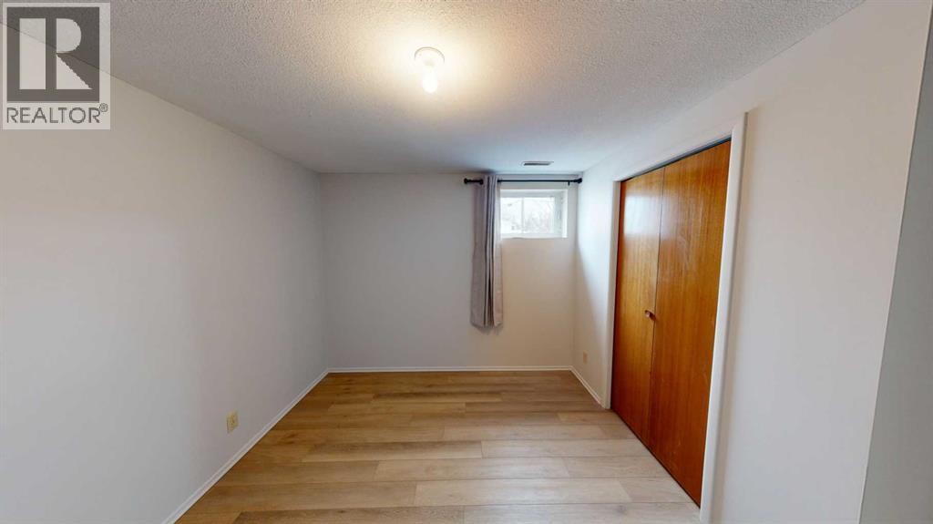 B, 845 Stafford Drive N, Lethbridge, Alberta  T1H 2B7 - Photo 11 - A2274746