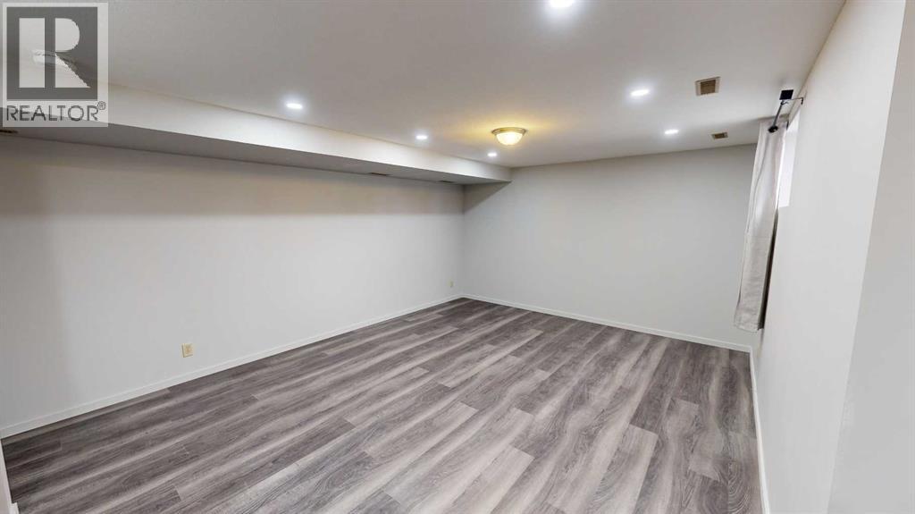 B, 845 Stafford Drive N, Lethbridge, Alberta  T1H 2B7 - Photo 6 - A2274746