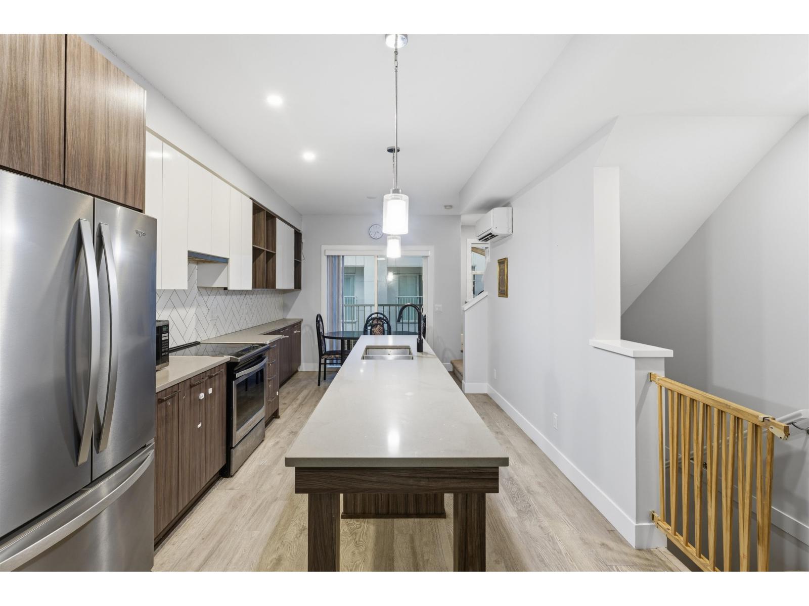 6 2505 Ware Street, Abbotsford, British Columbia  V2S 3E2 - Photo 6 - R3072645