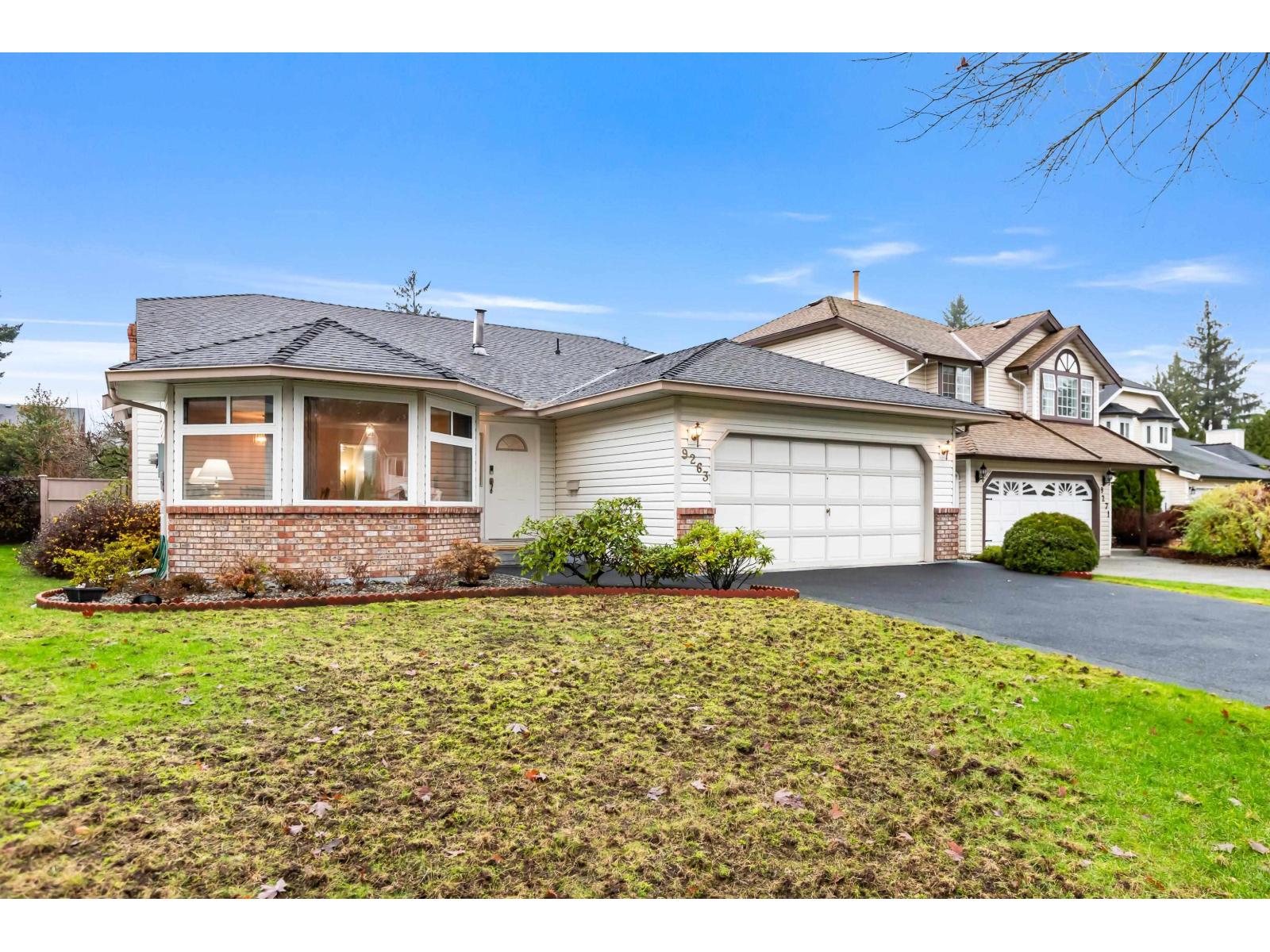 9263 156a Street, Surrey, British Columbia  V4N 3B1 - Photo 3 - R3073274