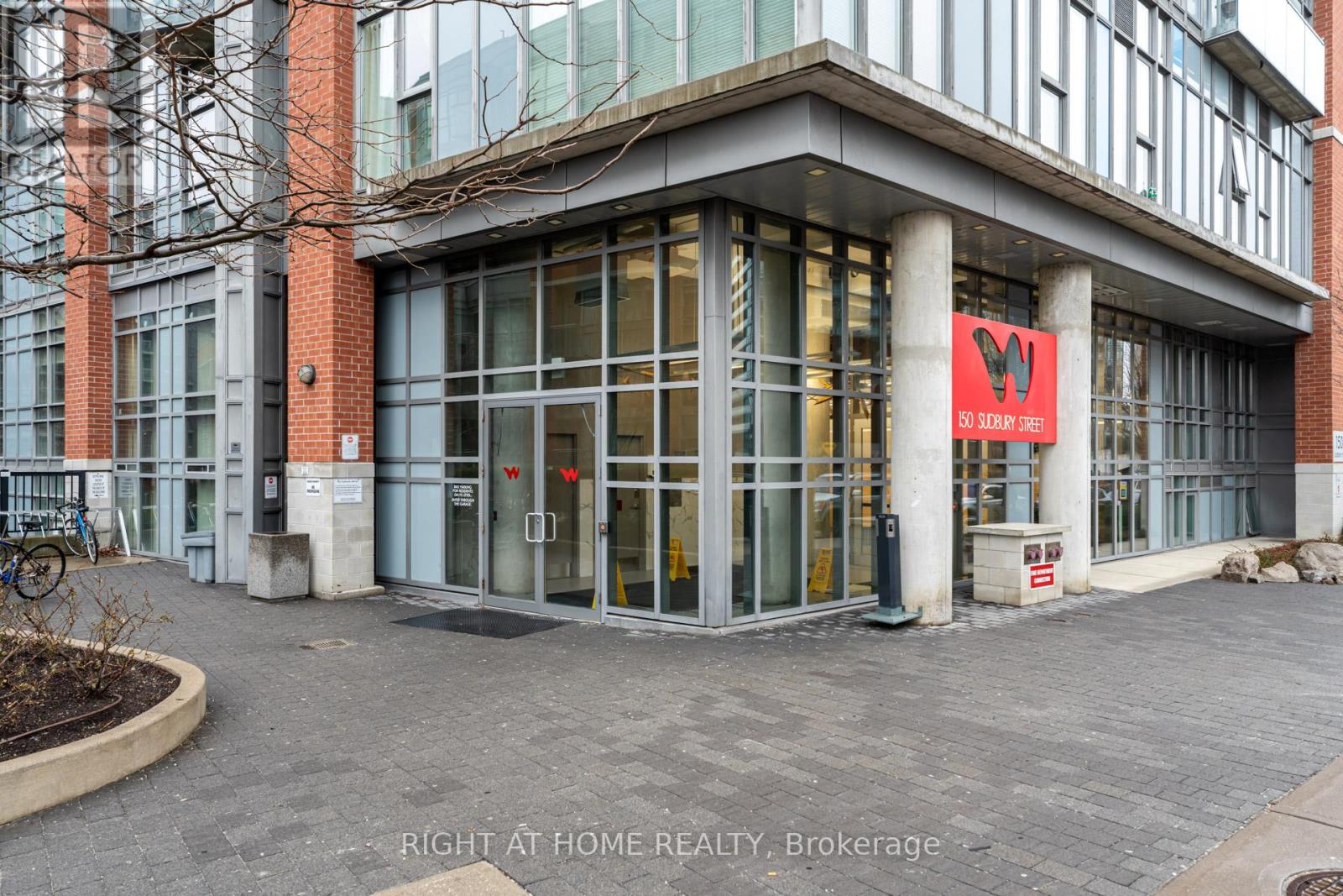 516 - 150 Sudbury Street, Toronto, Ontario  M6J 3S8 - Photo 2 - C12616574