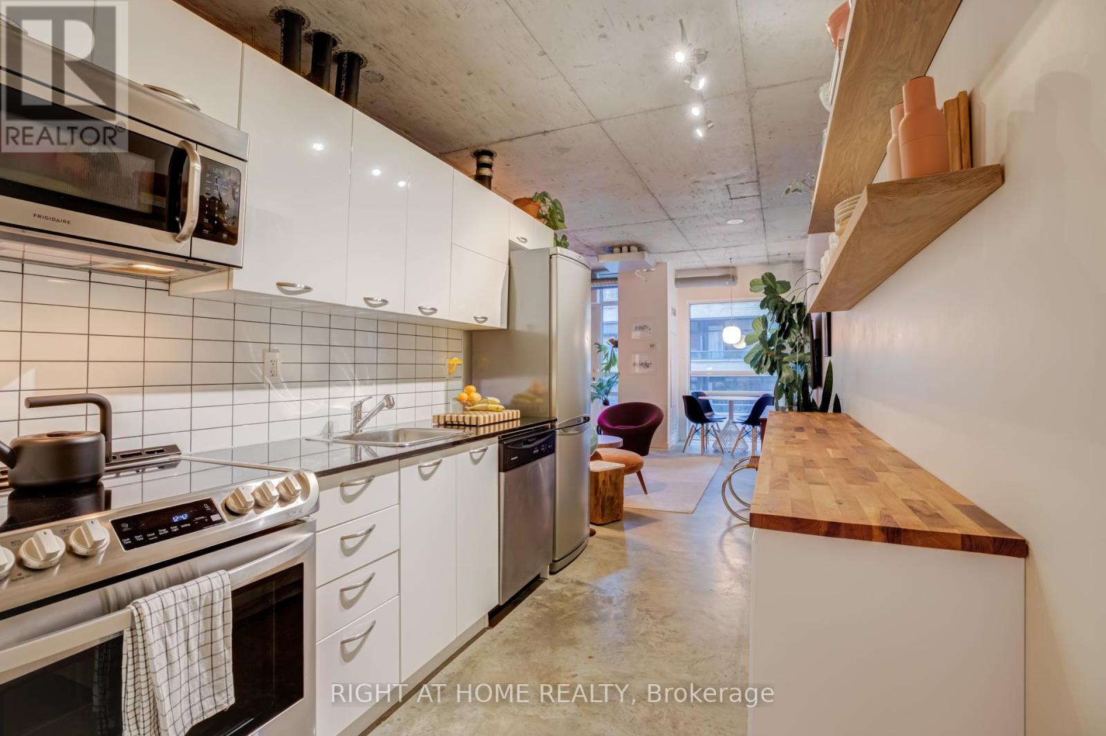 516 - 150 Sudbury Street, Toronto, Ontario  M6J 3S8 - Photo 5 - C12616574