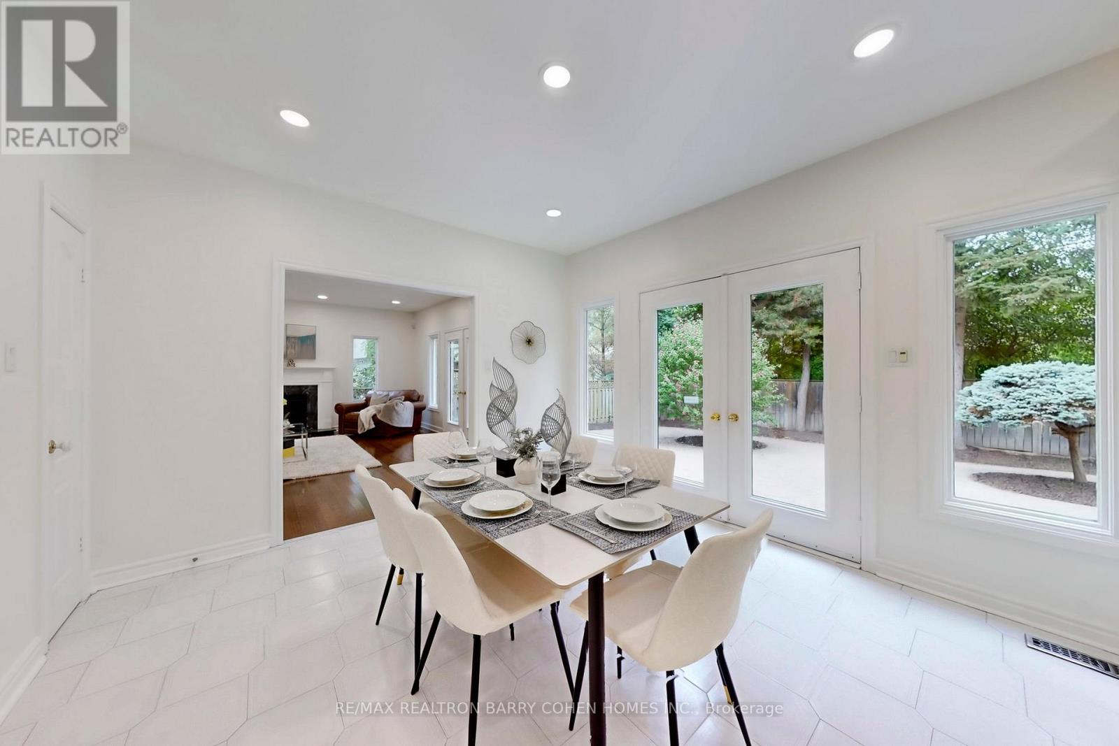 12 Larkfield Drive, Toronto, Ontario  M3B 2H1 - Photo 18 - C12616592