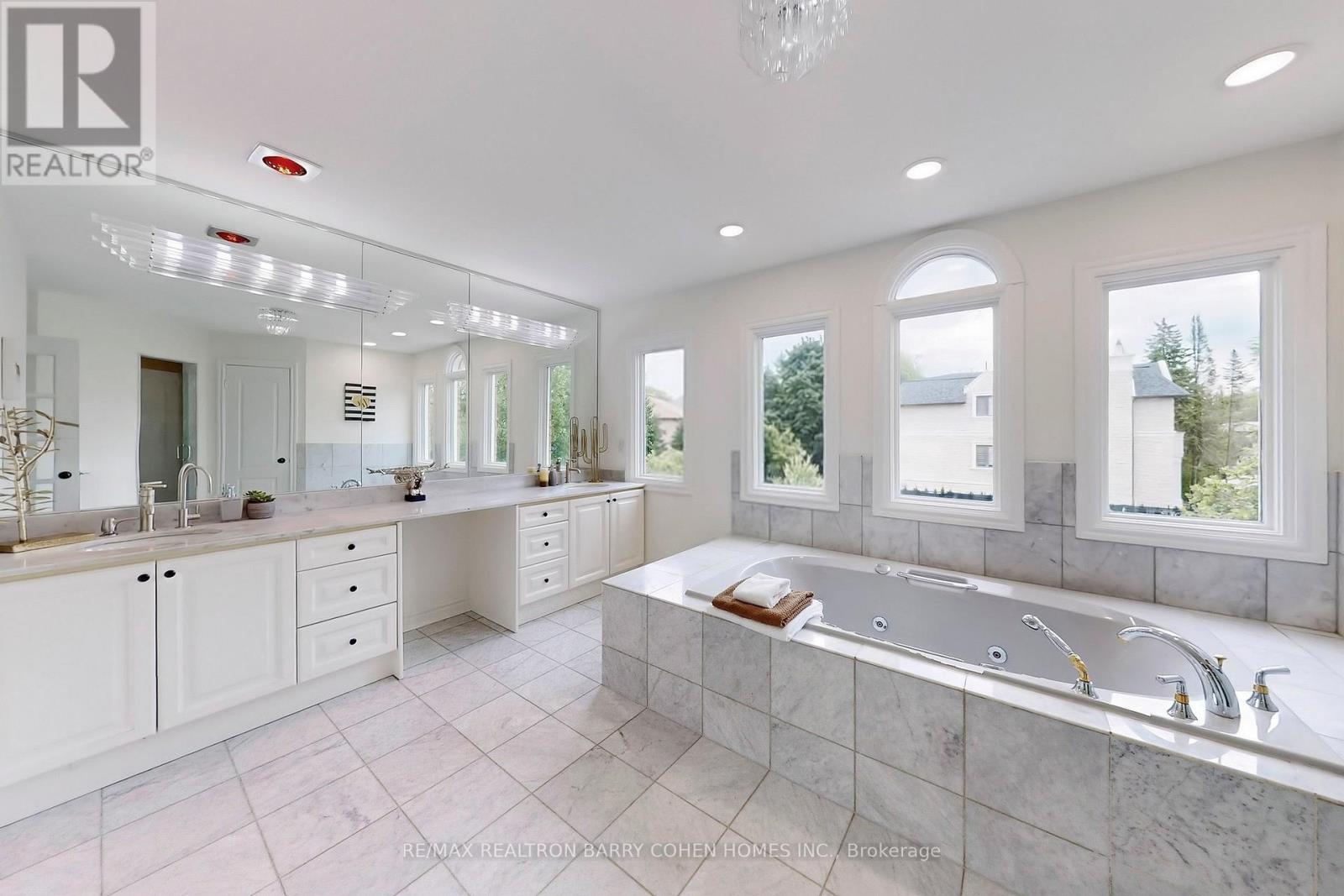 12 Larkfield Drive, Toronto, Ontario  M3B 2H1 - Photo 26 - C12616592