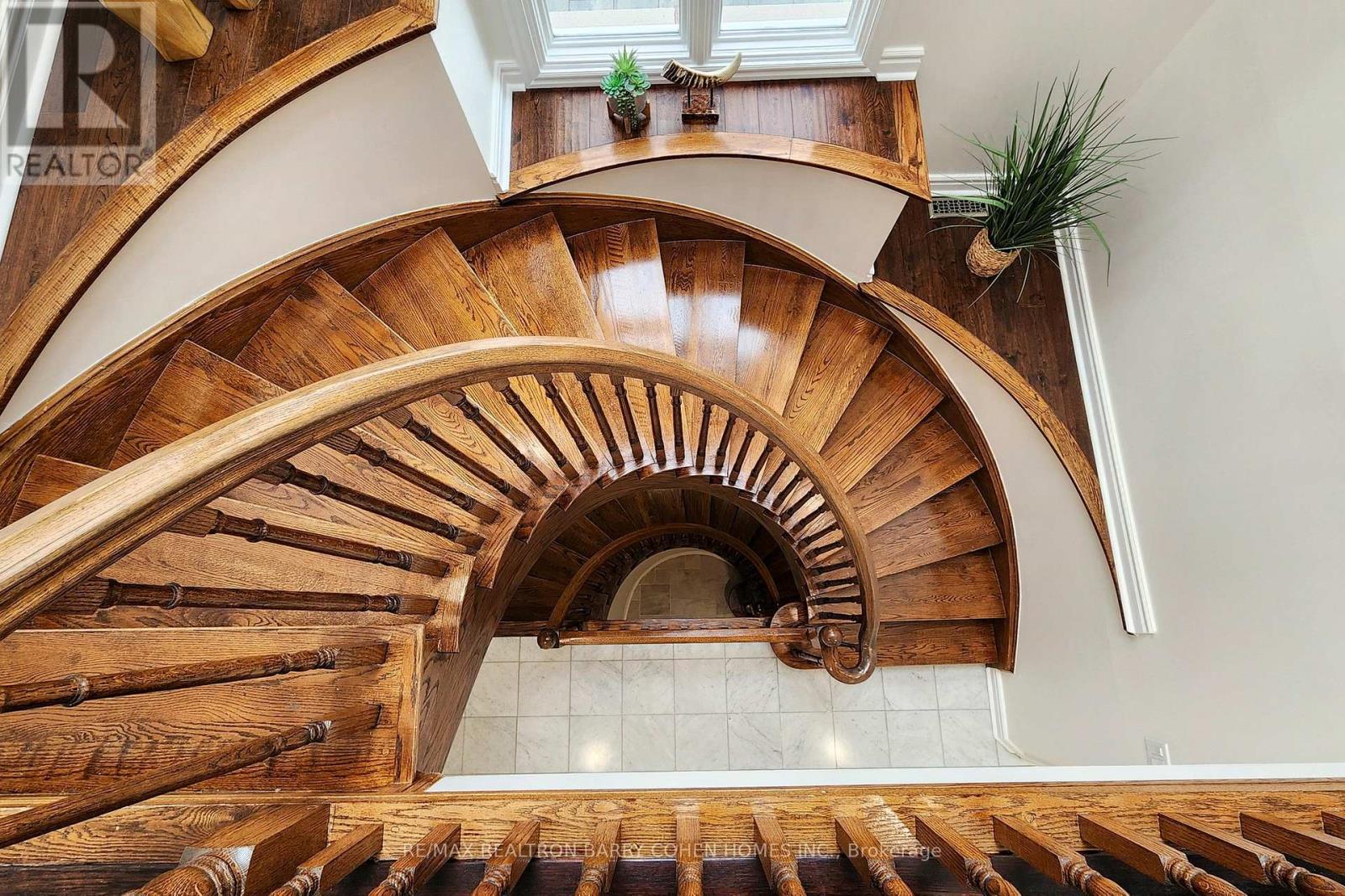 12 Larkfield Drive, Toronto, Ontario  M3B 2H1 - Photo 4 - C12616592