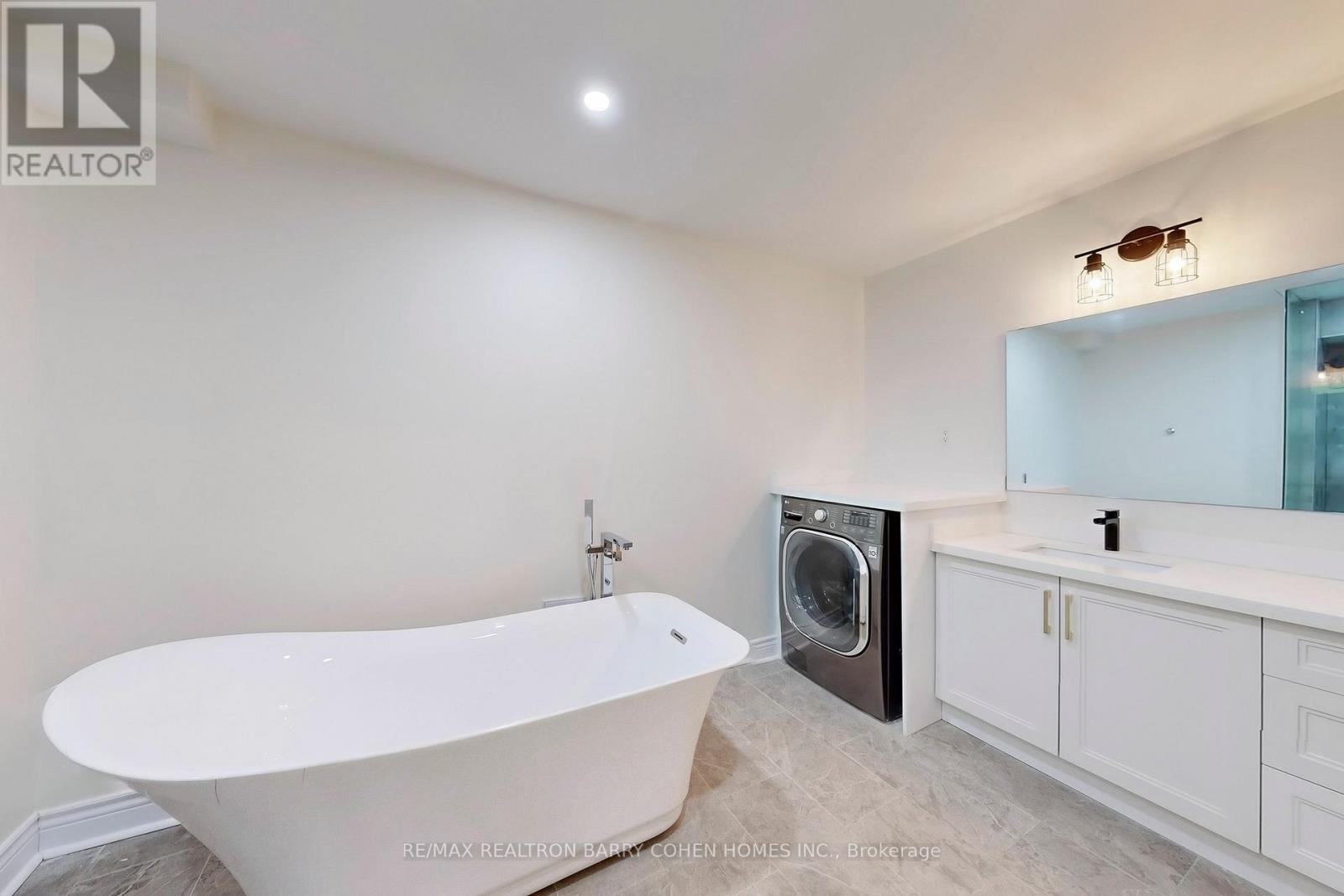 12 Larkfield Drive, Toronto, Ontario  M3B 2H1 - Photo 46 - C12616592