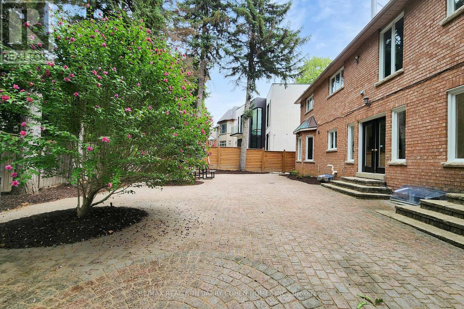 12 Larkfield Drive, Toronto, Ontario  M3B 2H1 - Photo 50 - C12616592