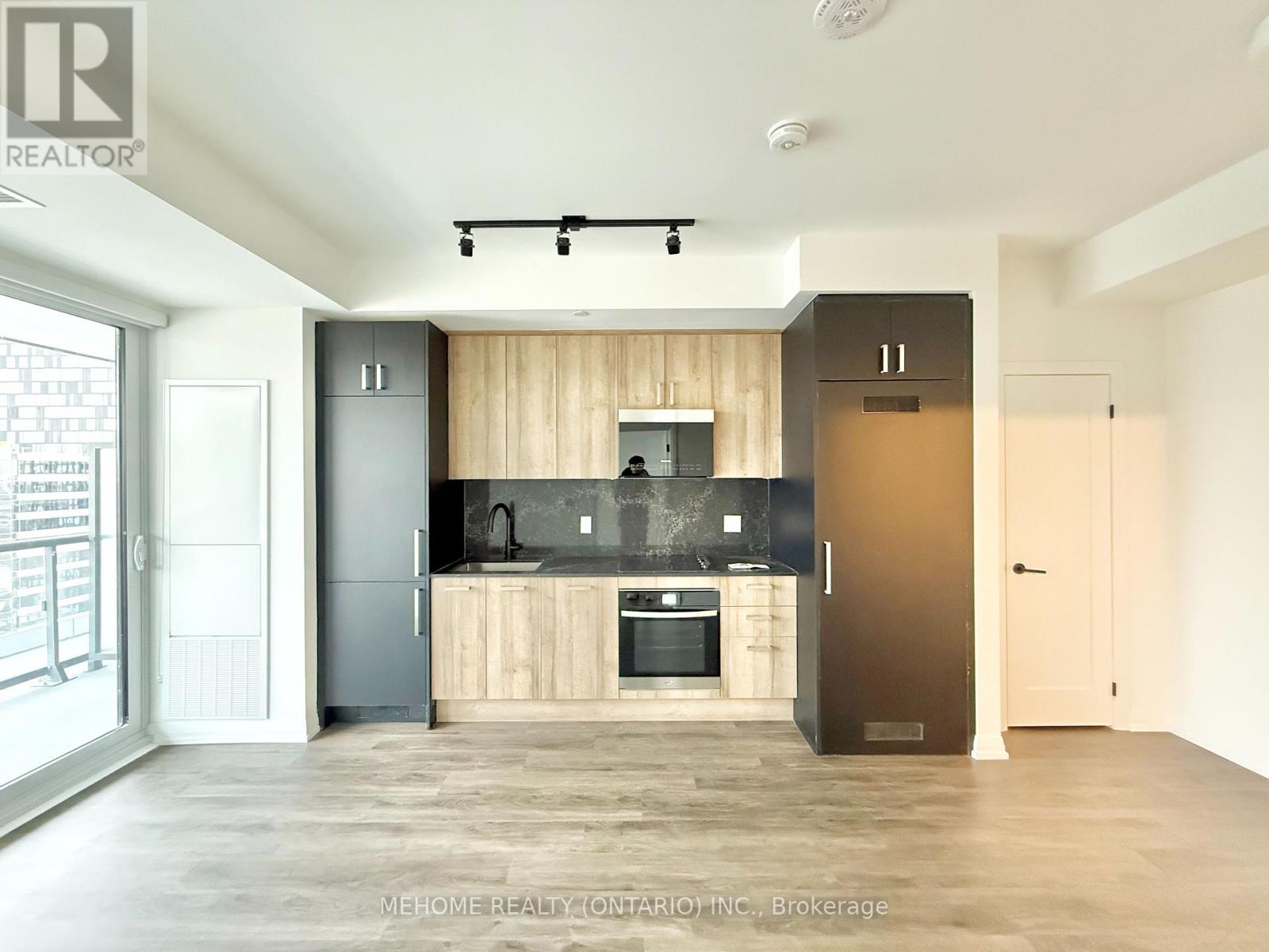 2304 - 280 DUNDAS STREET W, Toronto, Ontario