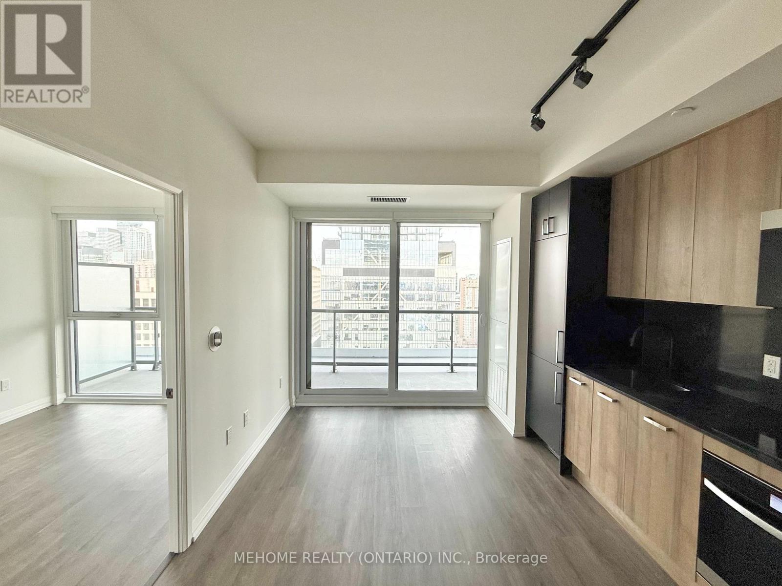 2304 - 280 Dundas Street W, Toronto, Ontario  M5T 0E3 - Photo 6 - C12616598