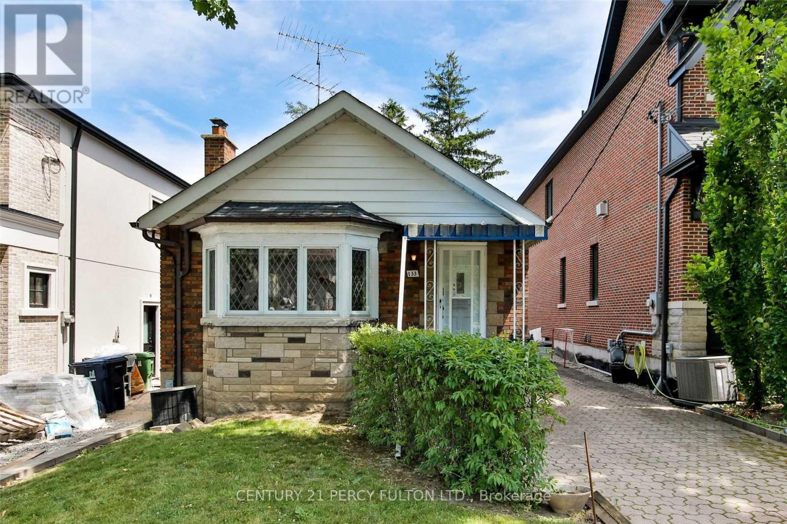 133 AIRDRIE ROAD, Toronto, Ontario
