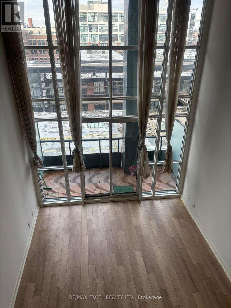 525 - 5 Hanna Avenue, Toronto, Ontario  M6K 1X6 - Photo 4 - C12616628