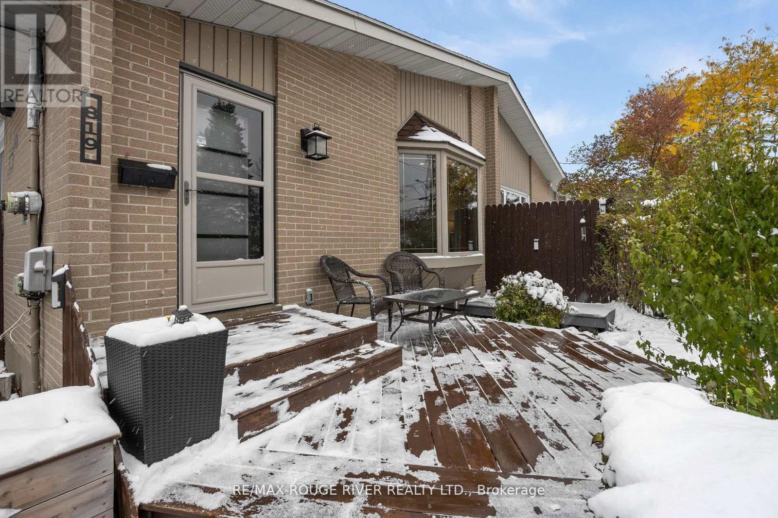 819 Sanok Drive, Pickering, Ontario  L1W 2R1 - Photo 2 - E12616580