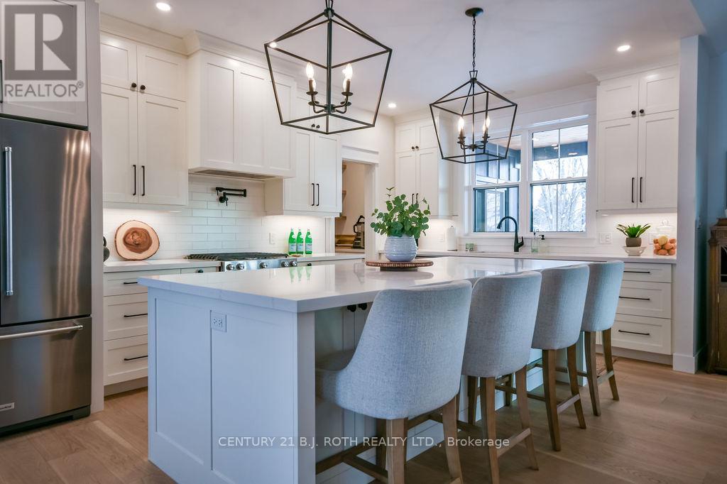 63 Highland Drive, Oro-Medonte, Ontario  L0L 2L0 - Photo 11 - S12616462