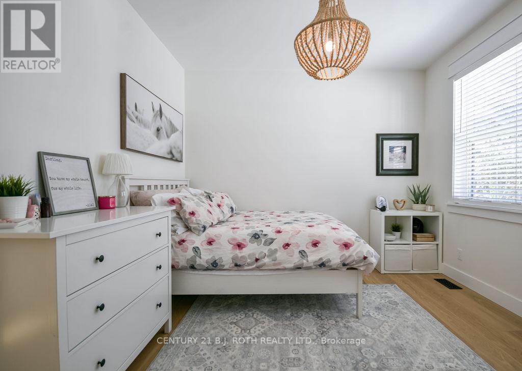 63 Highland Drive, Oro-Medonte, Ontario  L0L 2L0 - Photo 25 - S12616462