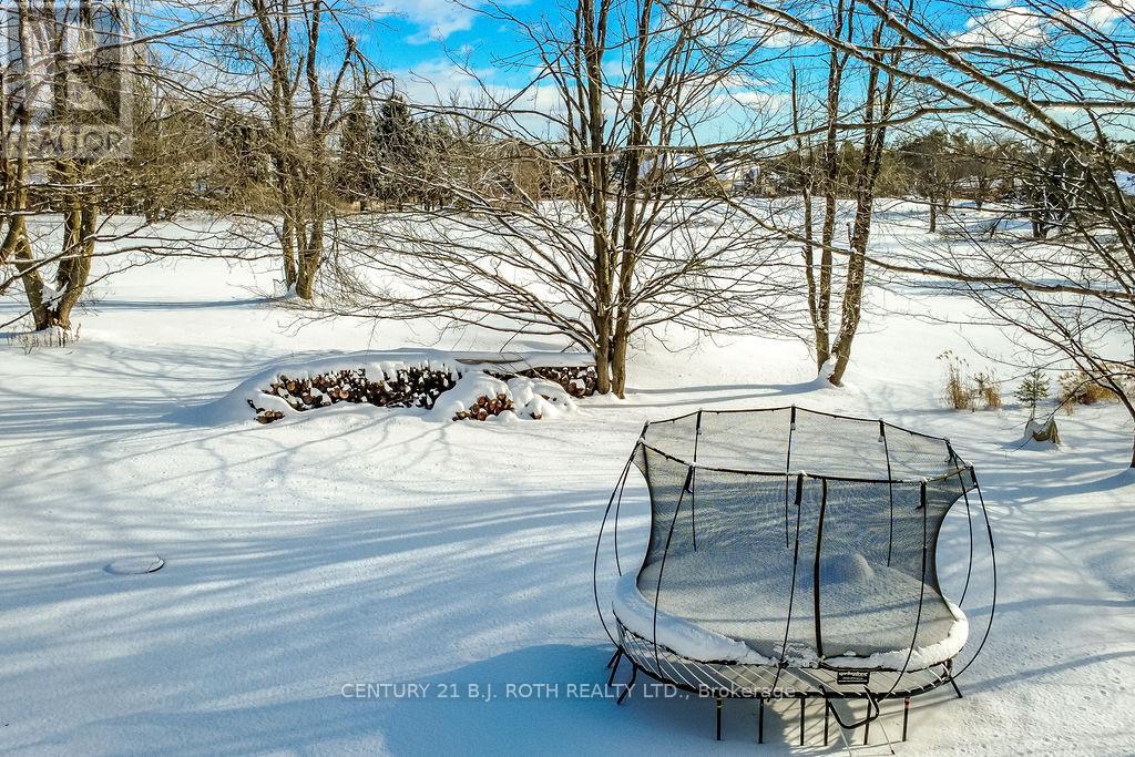 63 Highland Drive, Oro-Medonte, Ontario  L0L 2L0 - Photo 39 - S12616462