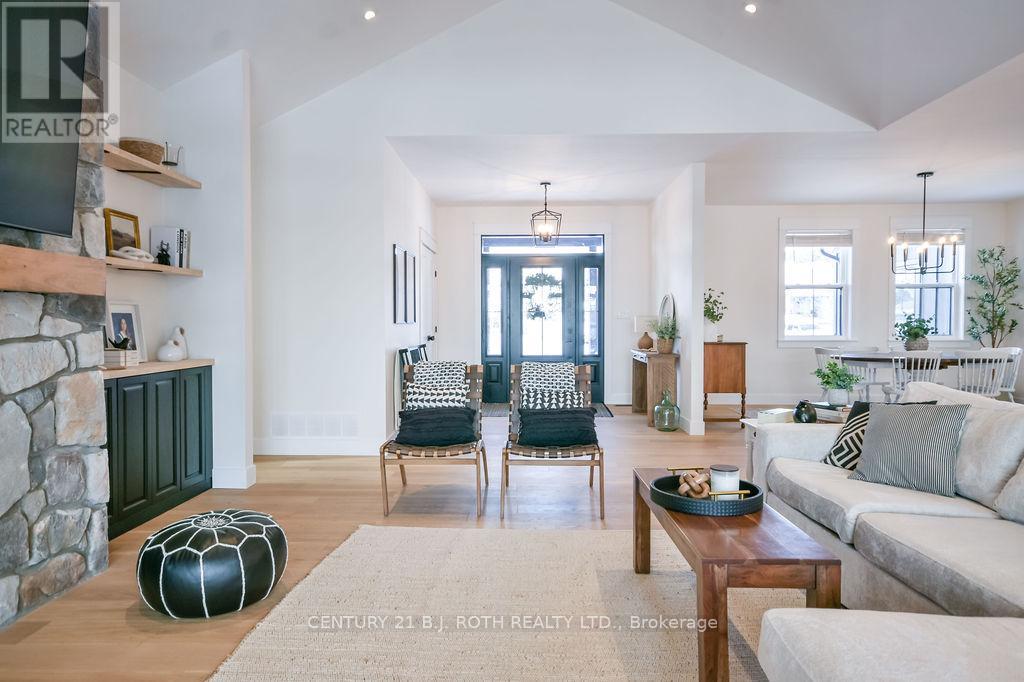 63 Highland Drive, Oro-Medonte, Ontario  L0L 2L0 - Photo 9 - S12616462