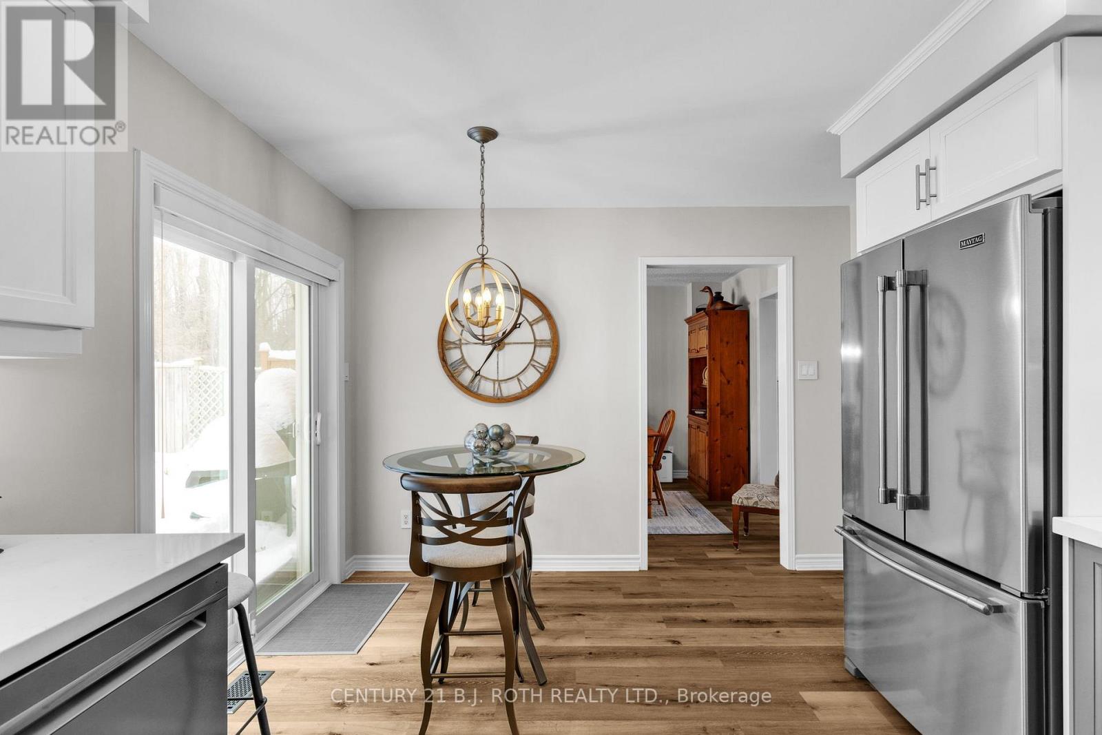 53 Benson Drive, Barrie (Sandy Hollow), Ontario L4N 7Y1 - Photo 16 - S12616472