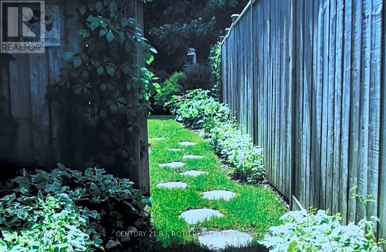 53 Benson Drive, Barrie (Sandy Hollow), Ontario L4N 7Y1 - Photo 43 - S12616472