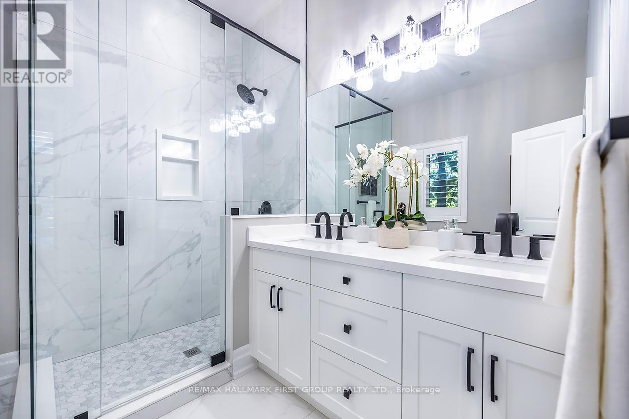 15 Shepherd Road, Whitby, Ontario  L1M 1G8 - Photo 18 - E12616700