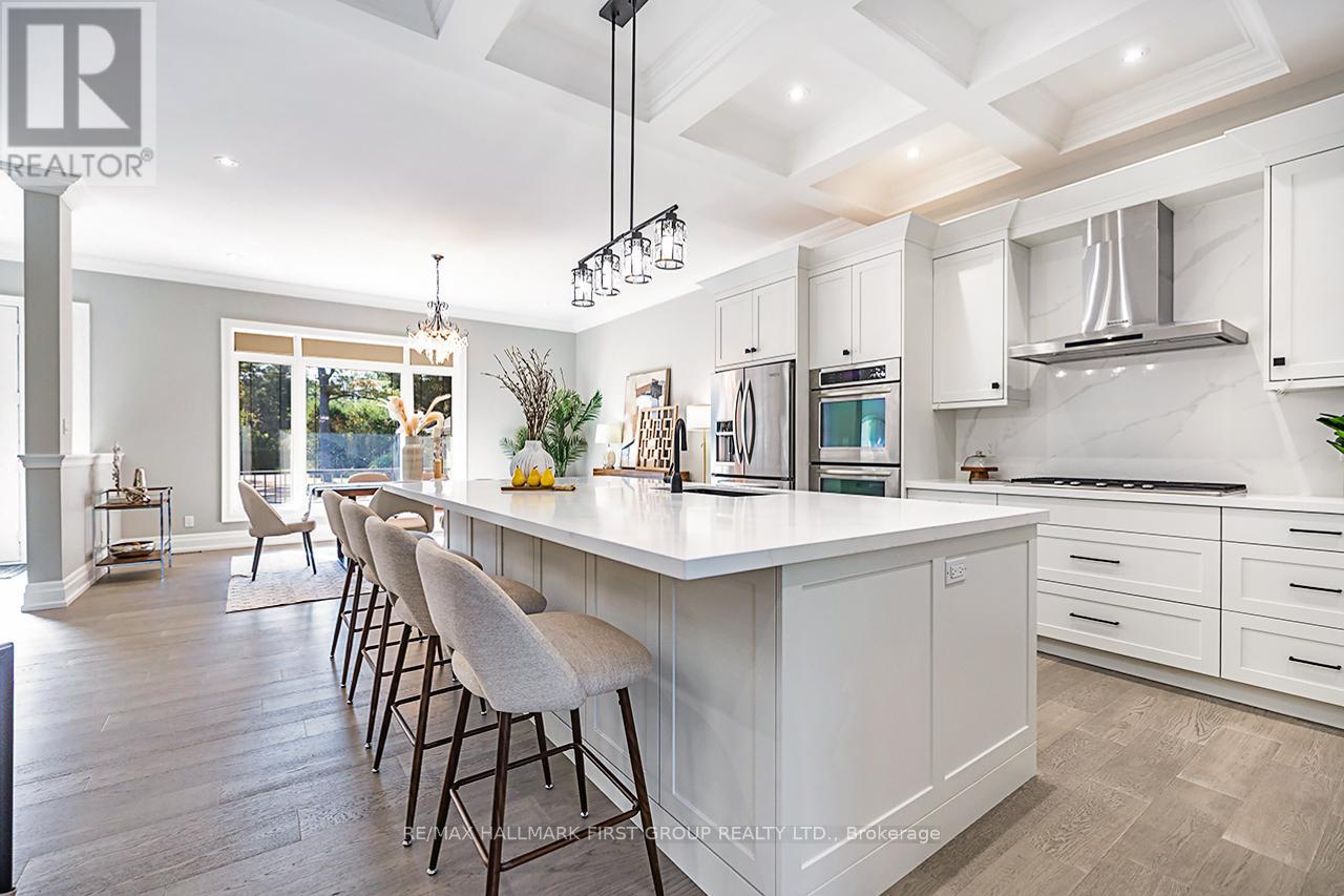 15 Shepherd Road, Whitby, Ontario  L1M 1G8 - Photo 4 - E12616700