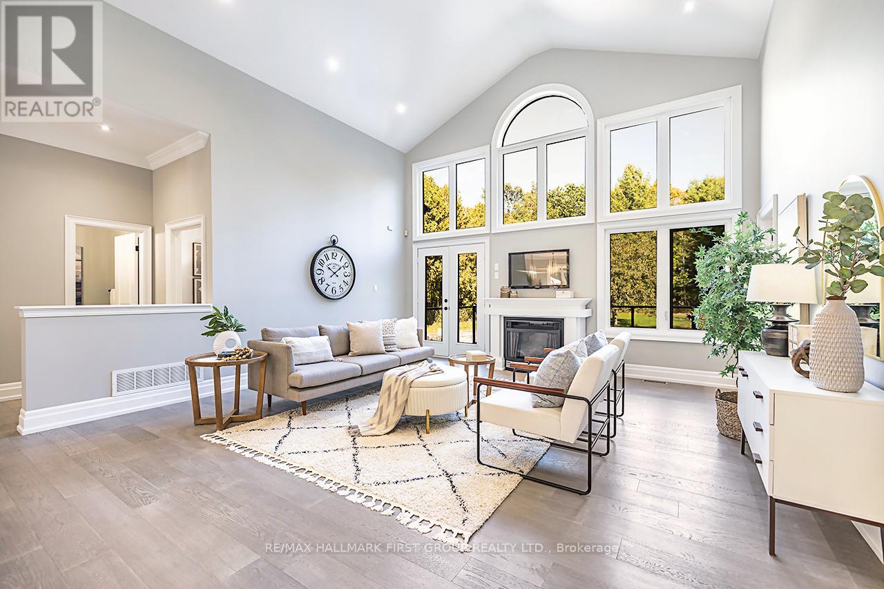 15 Shepherd Road, Whitby, Ontario  L1M 1G8 - Photo 8 - E12616700