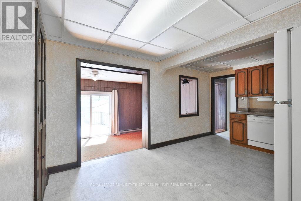 68 Oriole Avenue, Mississauga, Ontario  L5G 1V2 - Photo 13 - W12616486