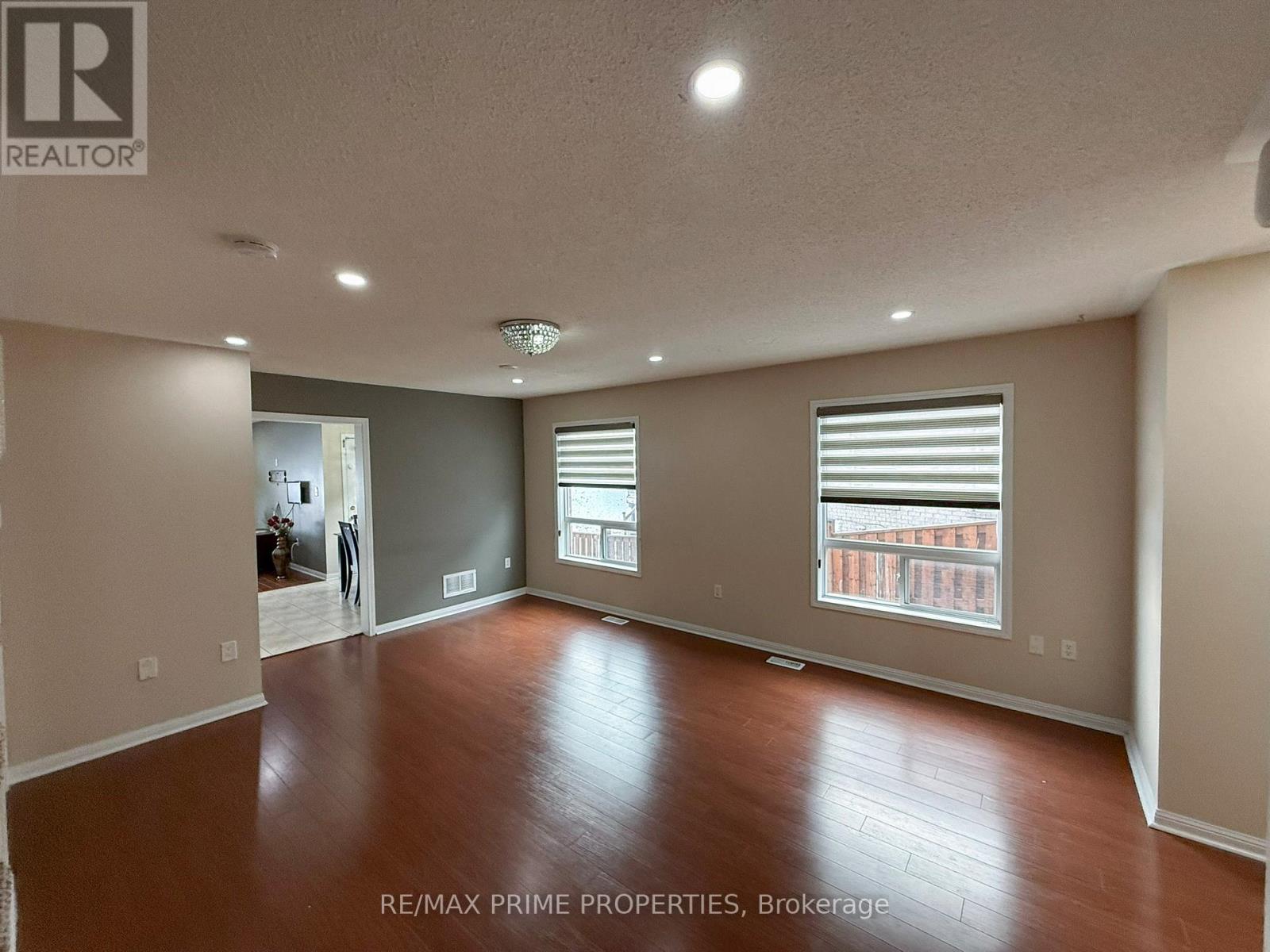 20 Murphy Road, Brampton, Ontario  L6S 6L2 - Photo 12 - W12616504