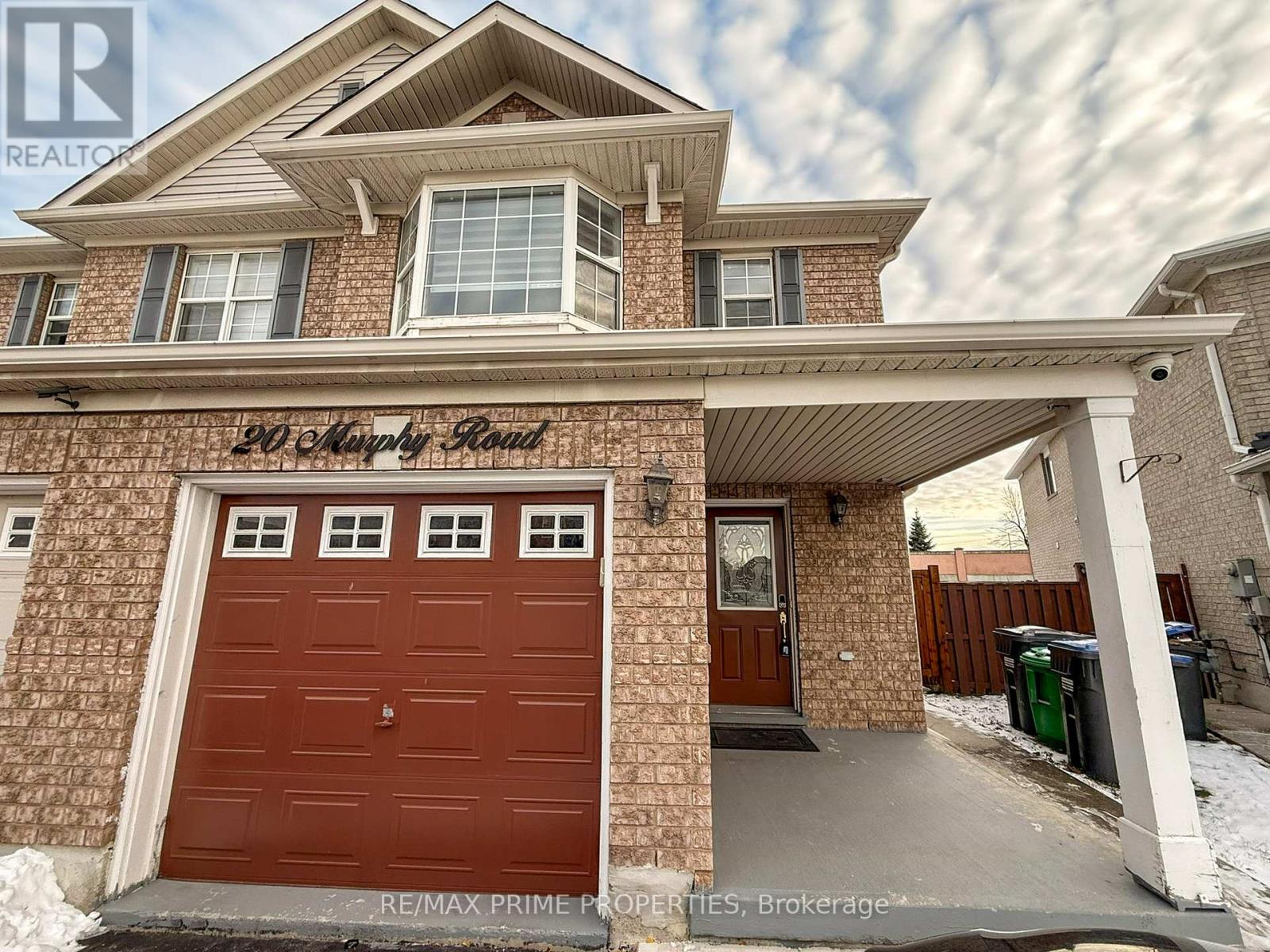 20 Murphy Road, Brampton, Ontario  L6S 6L2 - Photo 2 - W12616504