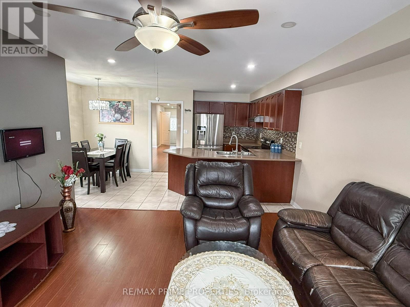 20 Murphy Road, Brampton, Ontario  L6S 6L2 - Photo 20 - W12616504