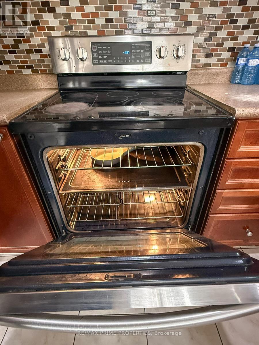 20 Murphy Road, Brampton, Ontario  L6S 6L2 - Photo 26 - W12616504