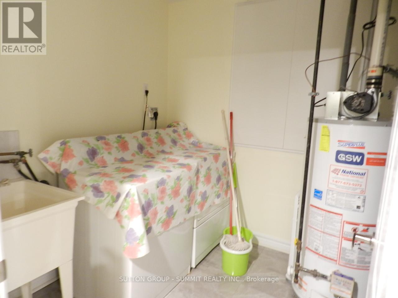 Bsmt - 3735 Pearlstone Drive, Mississauga, Ontario  L5M 7H1 - Photo 6 - W12616510