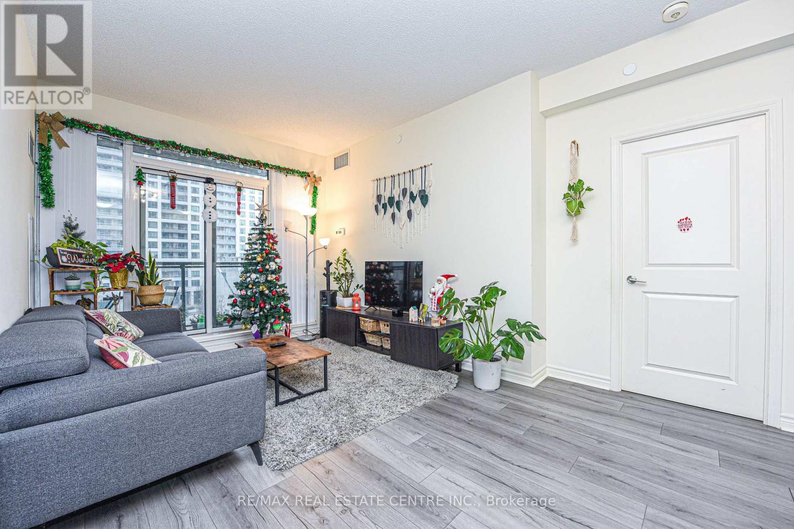 507 - 349 Rathburn Road, Mississauga, Ontario  L5B 0G9 - Photo 17 - W12616544