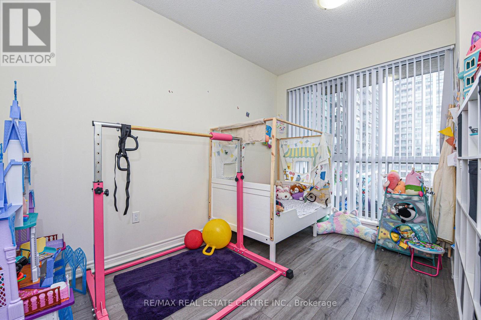 507 - 349 Rathburn Road, Mississauga, Ontario  L5B 0G9 - Photo 20 - W12616544